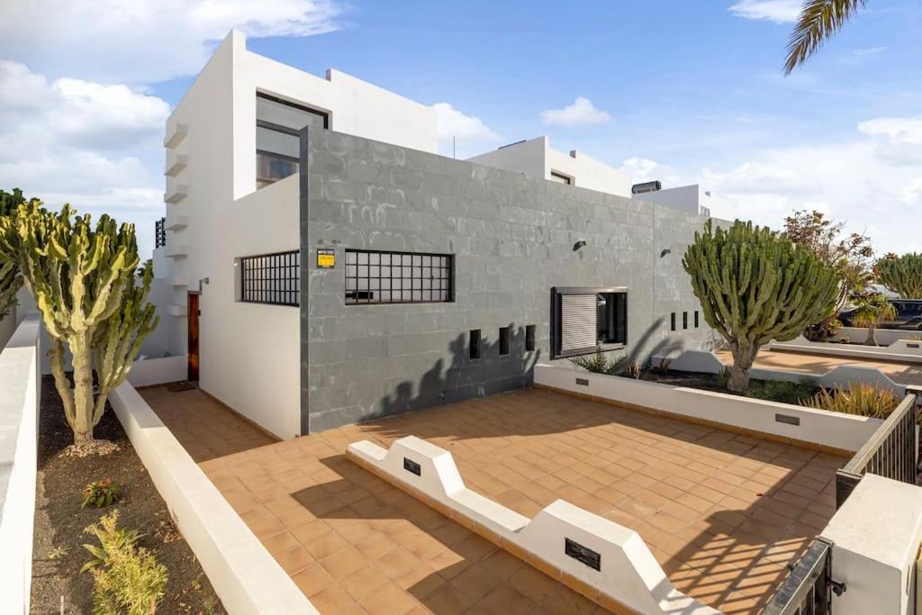 Villa Ramimedi 4 Tías Exterior foto